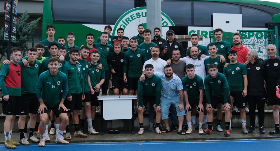 Giresunspor taraftarları Diyarbakır