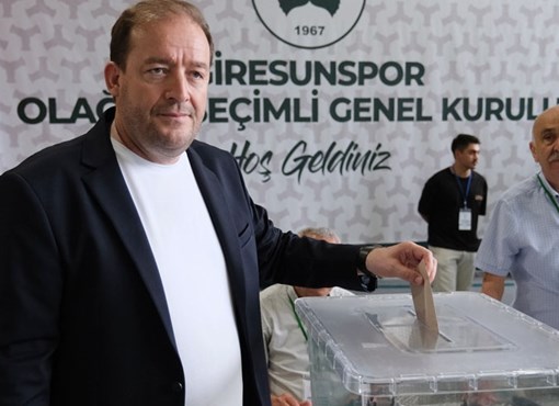 Seçimi kazandı, tahtayı açma sözü verdi!