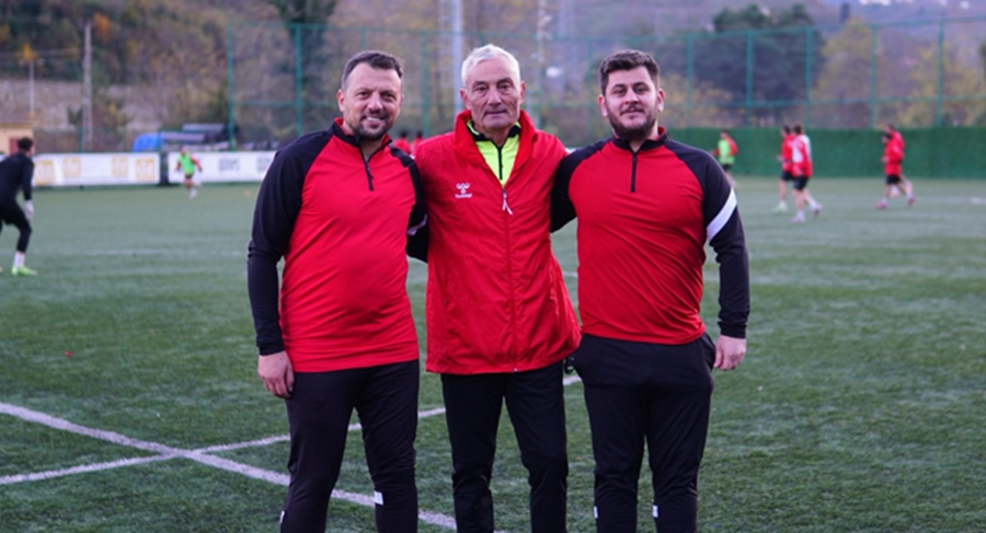 Kaleci antrenörüydü, teknik direktör oldu