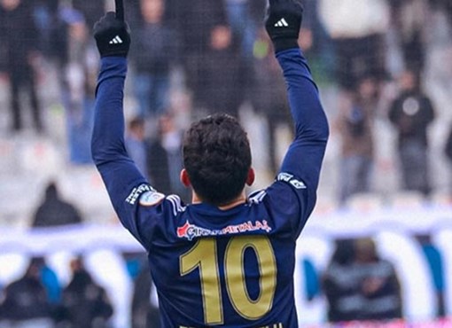 Eren, takımını şampiyonluğa taşıyor