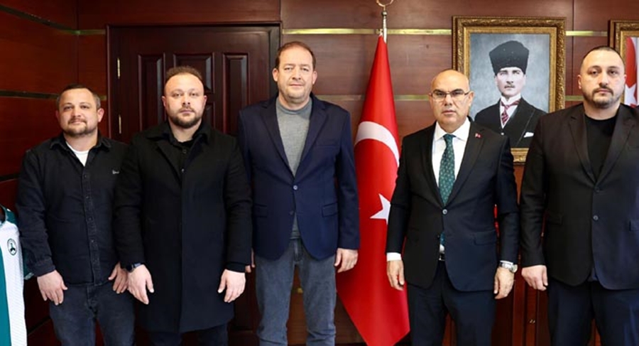 Giresunspor yönetiminden Vali Koç