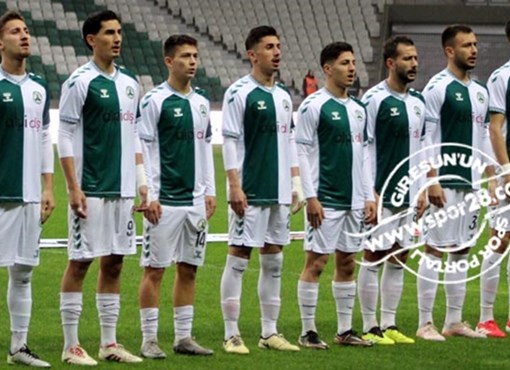 11 profesyonel var,5