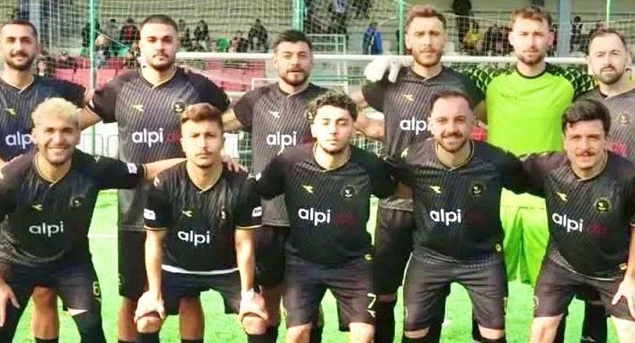 Yeniyol evinde yıkıldı