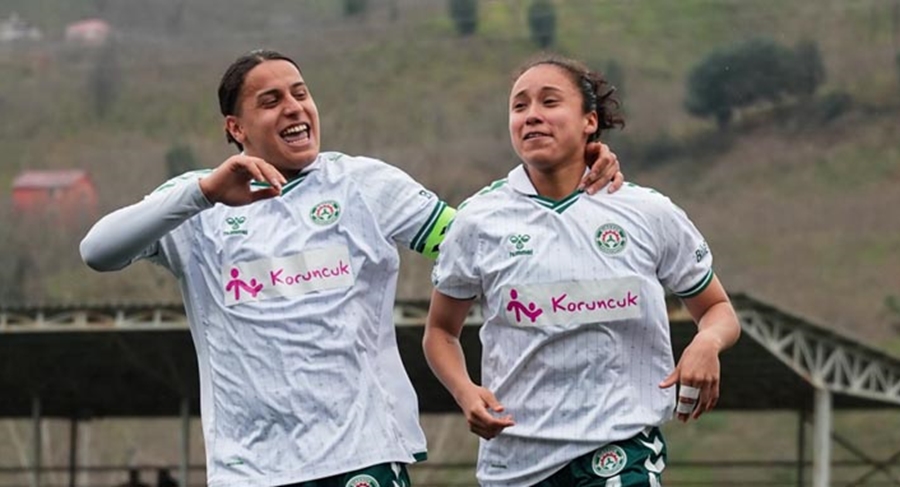 Kızlar gol oldu yağdı