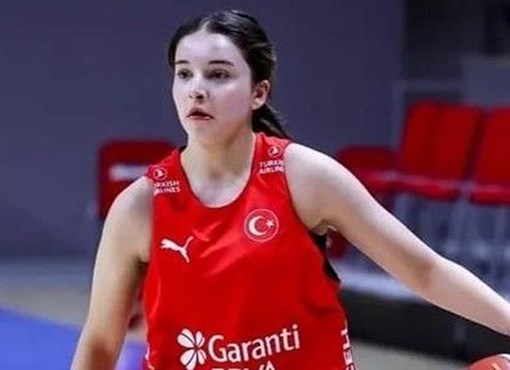 Elif yeniden milli takımda